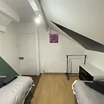 Modern 2 Bedroom Flat Close To City Centre
