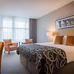 Clayton Hotel, Leeds