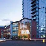 Excellent Leeds City Centre 1 Bedroom Apartment
