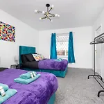 Alt-Stay Temple Newsam - 4 Bed - 10 Percent Off Monthly - Contractors, Insurance, Relocation - Long Stays Welcome
