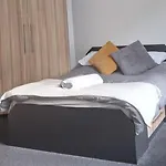 One Bedroom Flat By Brookland Stays Serviced Accommodation Short Lets Leeds With Free Wifi