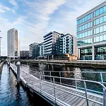 Leeds City Apartment