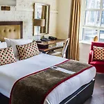42 The Calls Hotel