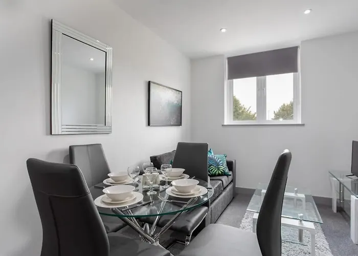 Charming 1 Bed Apartment In Leeds