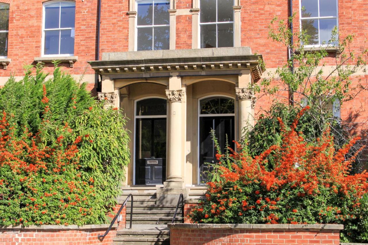 Hanover House 4*