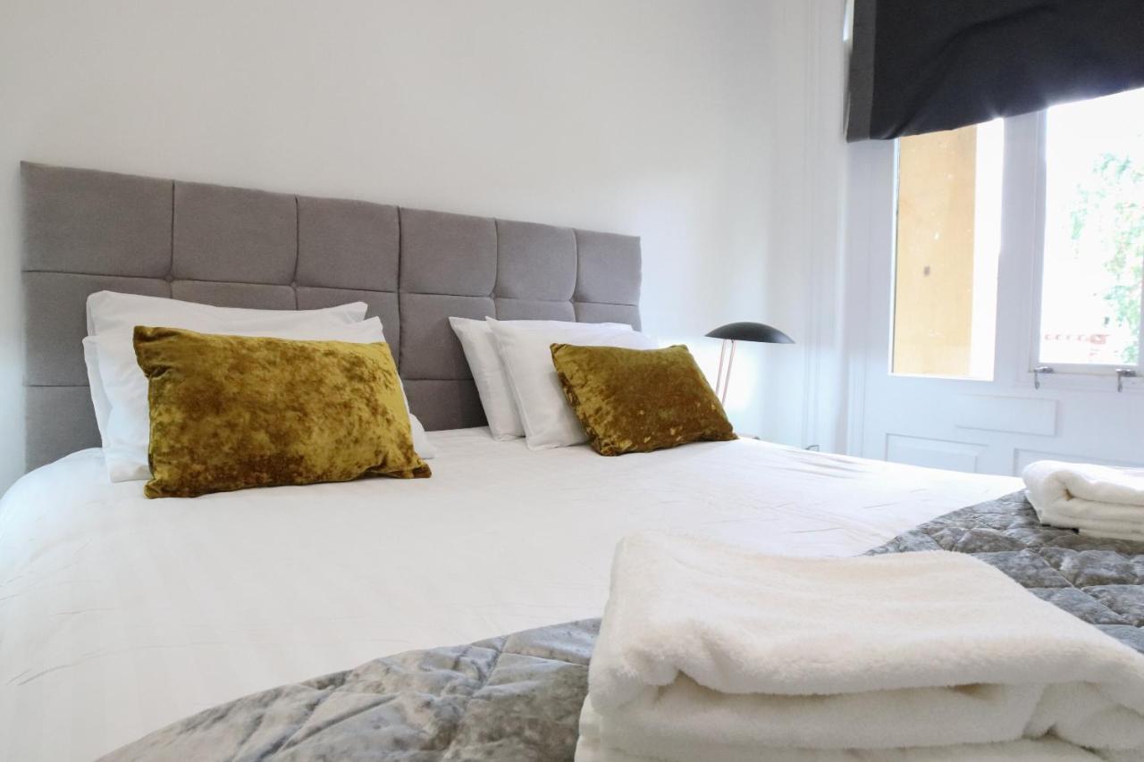 Hanover House Aparthotel