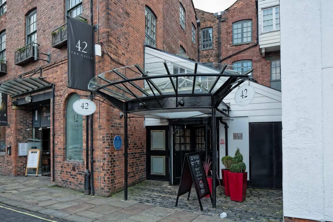 Hotel 42 The Calls 4*