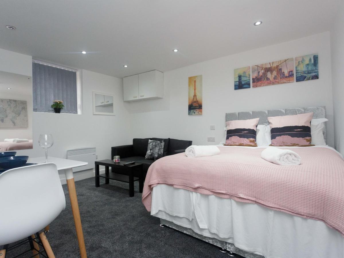 Hospital Apartment Leeds (West Yorkshire)