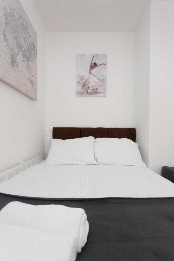 Kirkstall House Apartment Leeds (West Yorkshire)