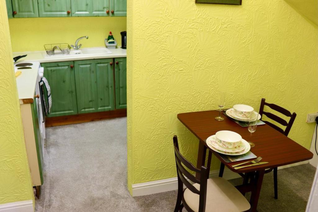 Holiday home Exquisite Folk Victorian One-bed House: Leeds (West Yorkshire)