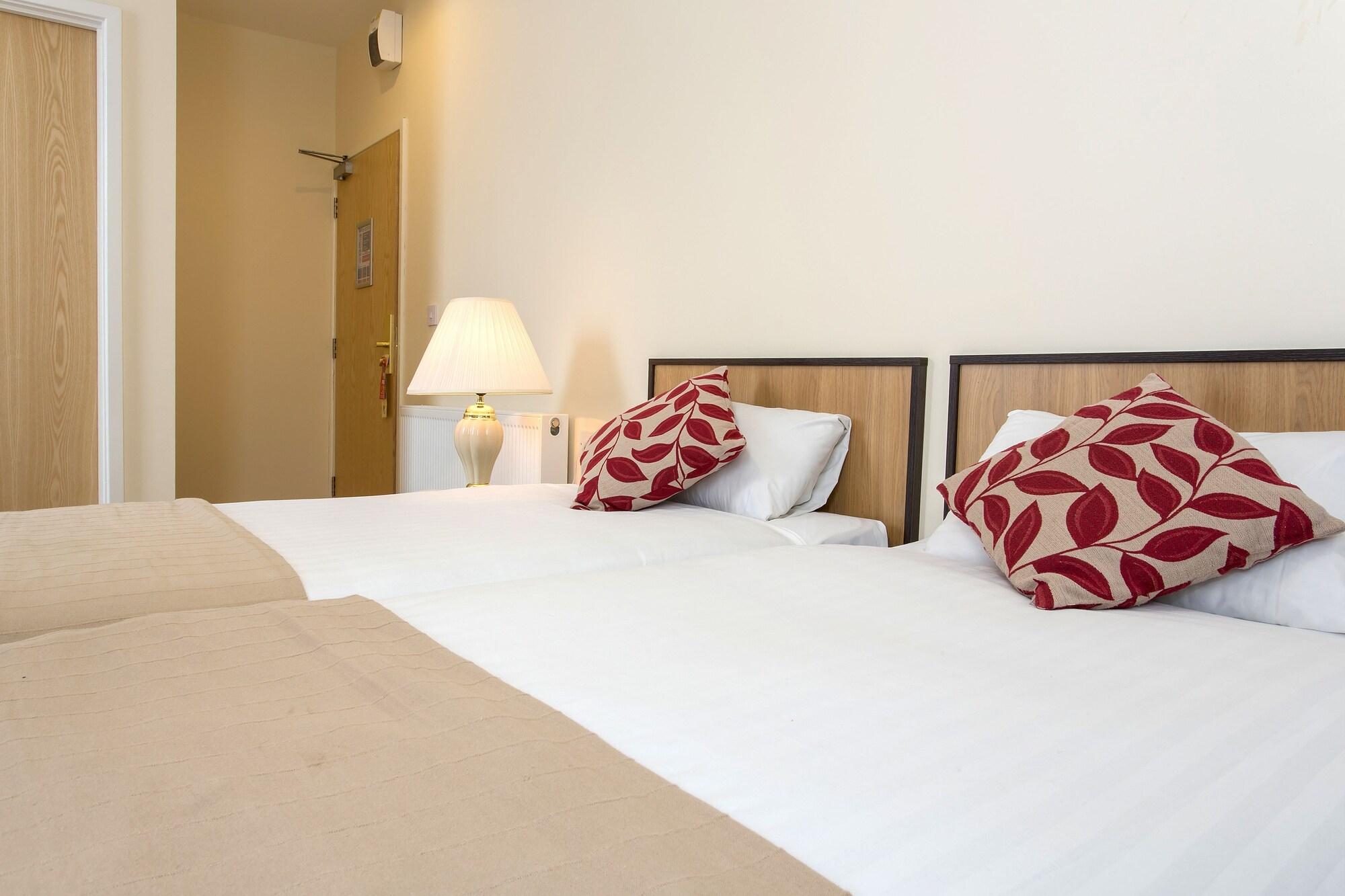 Hotel Britannia Leeds 3*