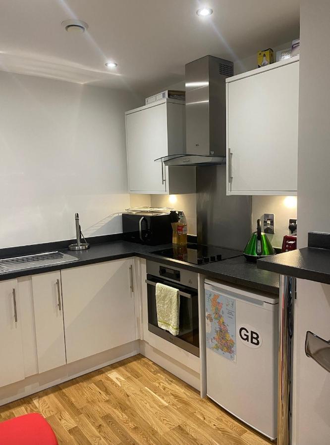 Apartment Entire Studio In Picturesque Islands - Short Walk From Leeds Centre Leeds (West Yorkshire)