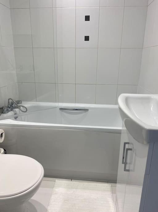 Apartment Leeds Townhouse With Private Roof Garden Sleeps 4 *