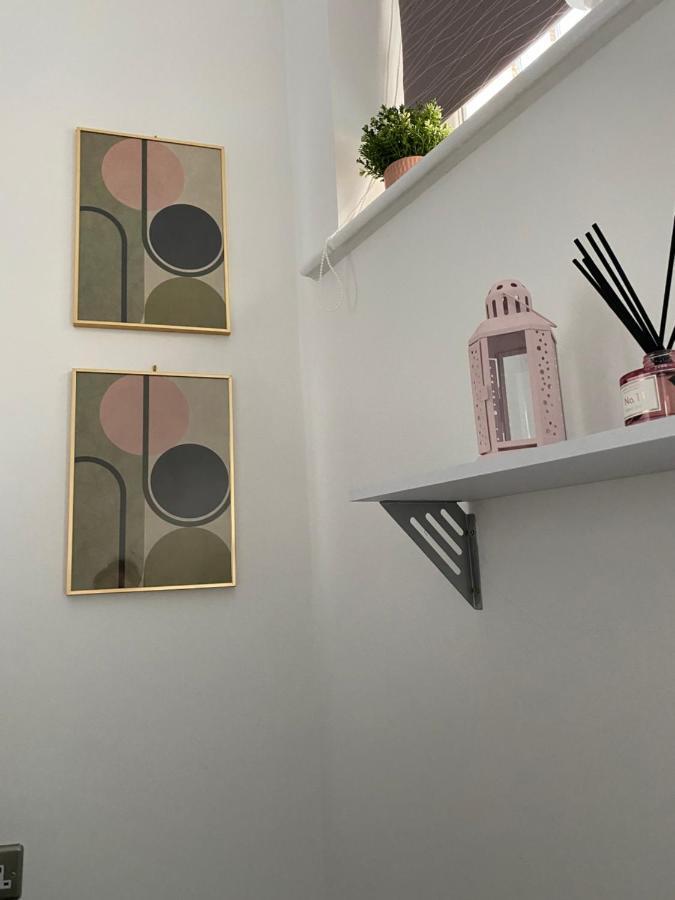 Leeds Townhouse With Private Roof Garden Sleeps 4 Apartment *