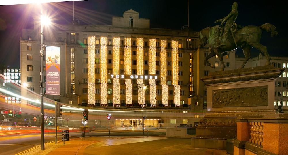 Hotel The Queens