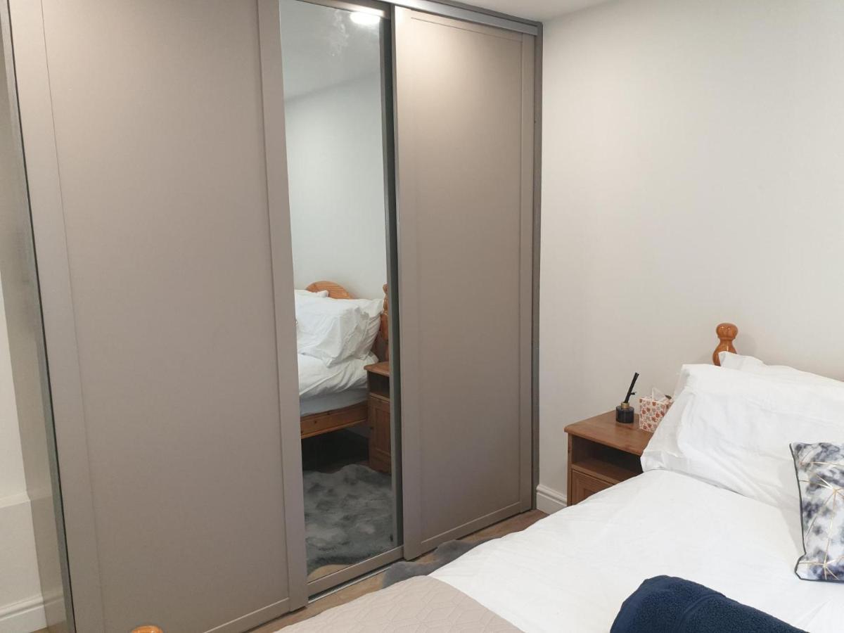 Apartment Modern 1 Bed 10 Mins To Leeds Cent Leeds (West Yorkshire)