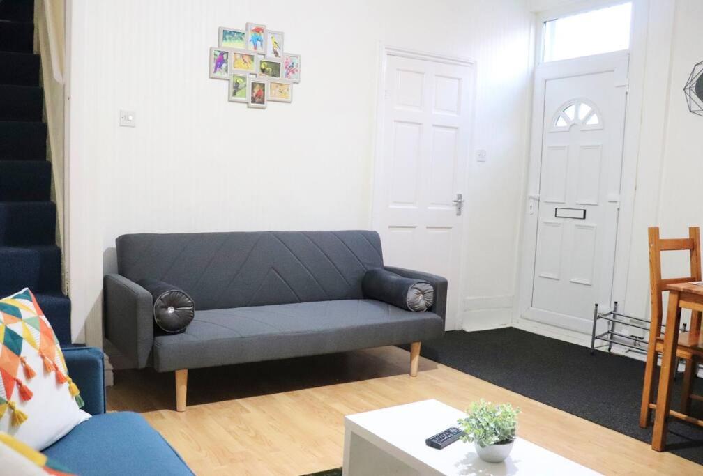 Peaceful 2 Bed House Free Wifi And Parking