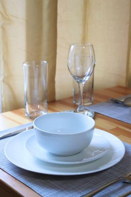 Peaceful 2 Bed House Free Wifi And Parking Apartment