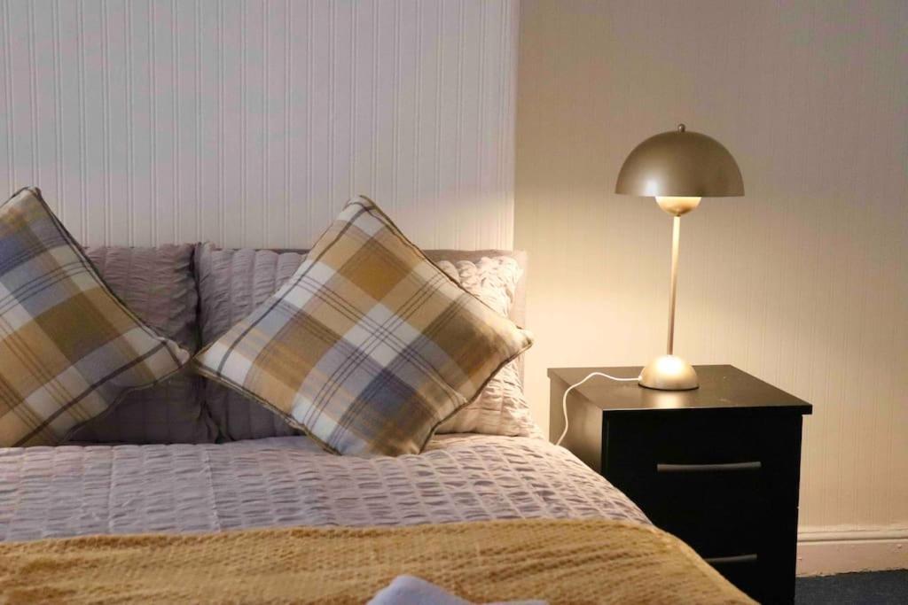Peaceful 2 Bed House Free Wifi And Parking