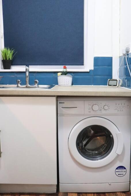 Apartment Peaceful 2 Bed House Free Wifi And Parking *
