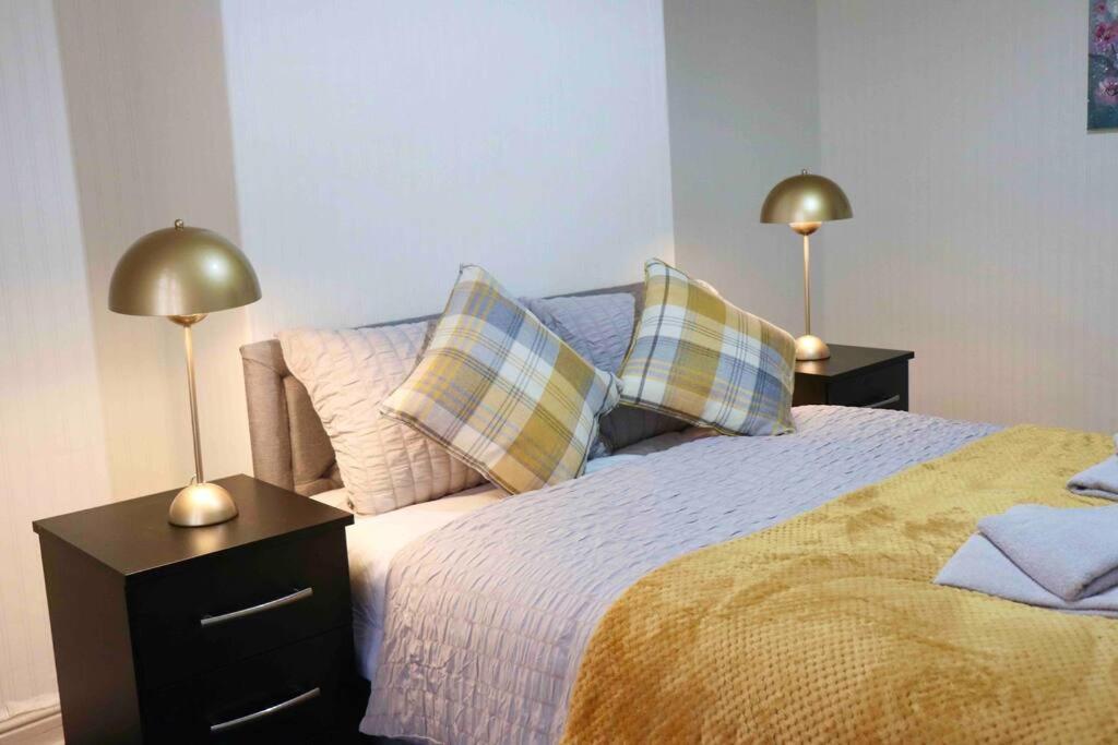 Peaceful 2 Bed House Free Wifi And Parking Leeds (West Yorkshire)
