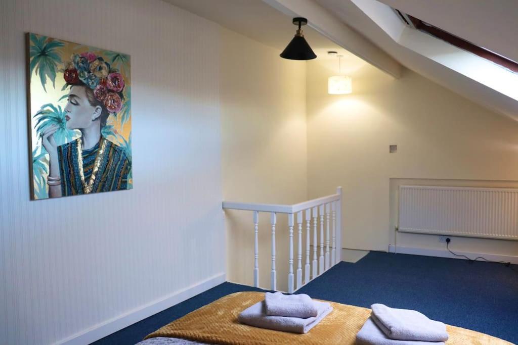 Peaceful 2 Bed House Free Wifi And Parking Apartment Leeds (West Yorkshire)