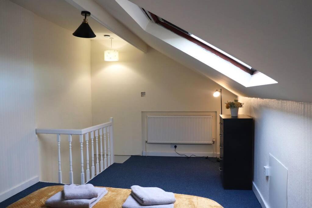 Apartment Peaceful 2 Bed House Free Wifi And Parking