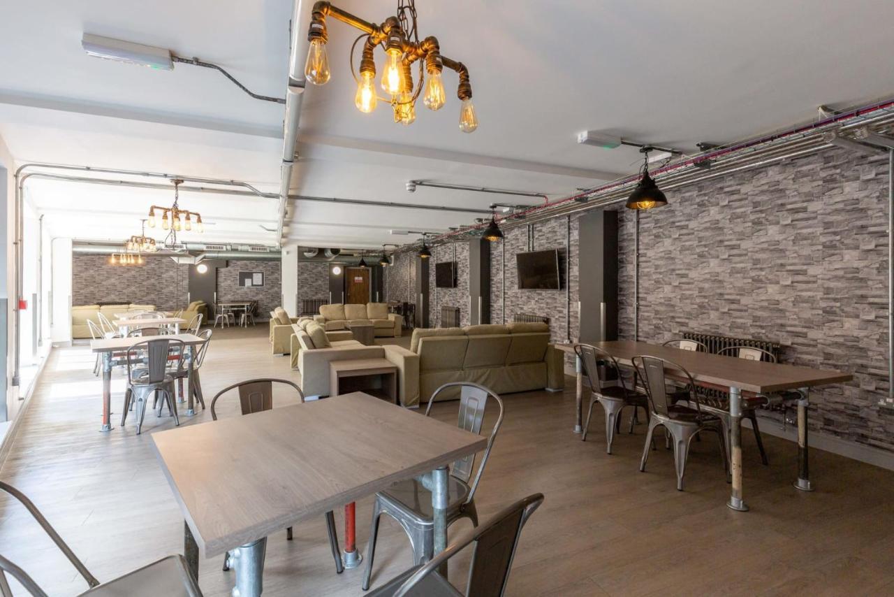Apartment Ensuite Bedrooms And At The Foundry In Leeds