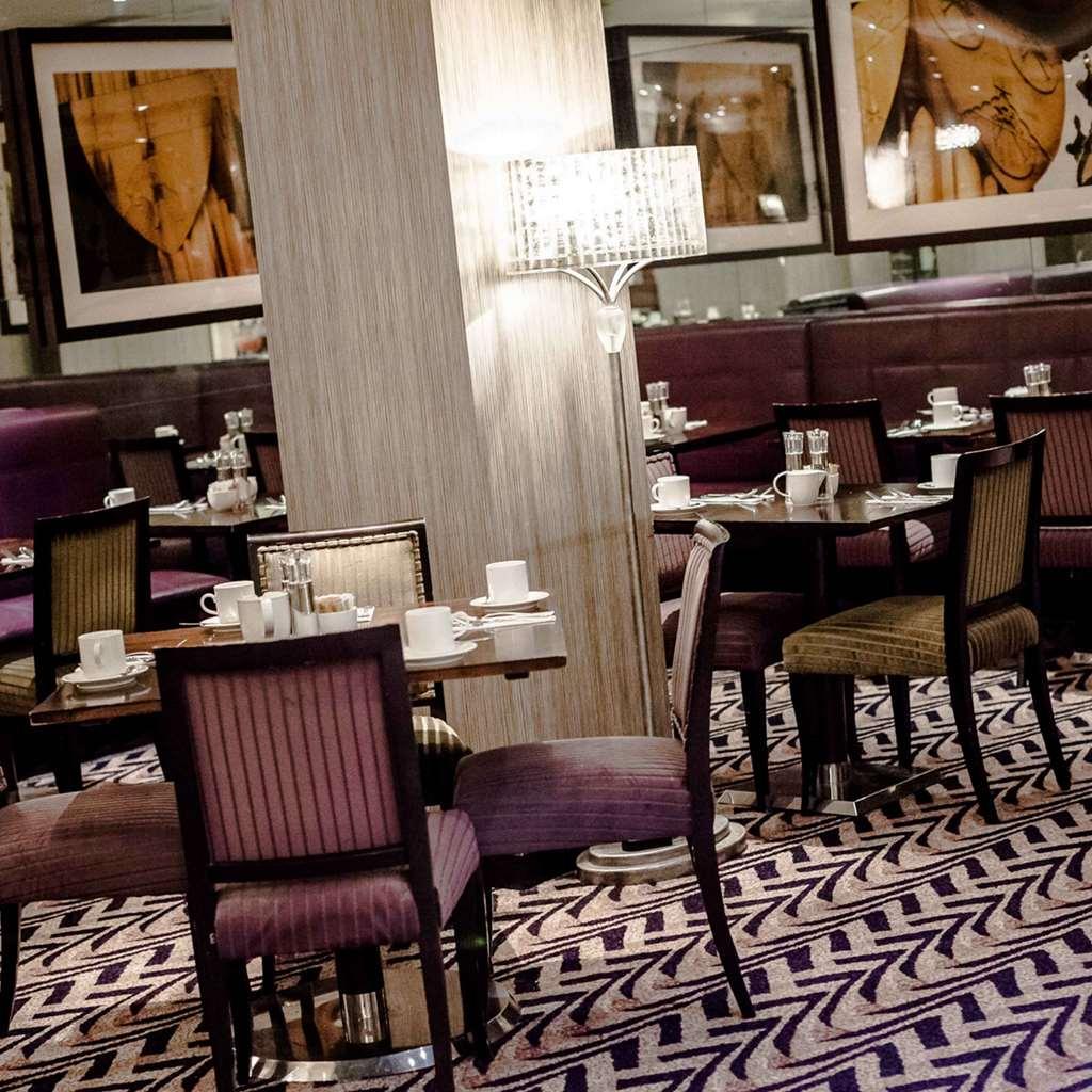 The Queens Hotel
