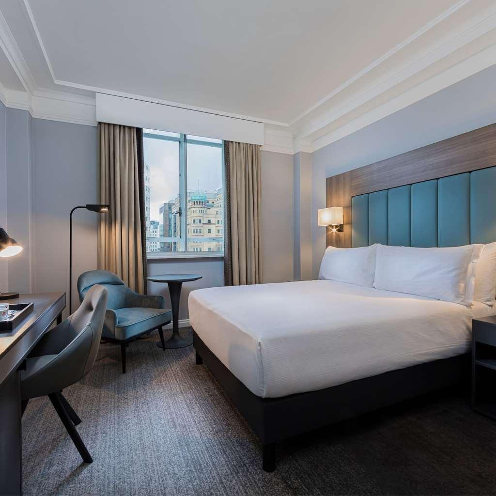Hotel The Queens 4*