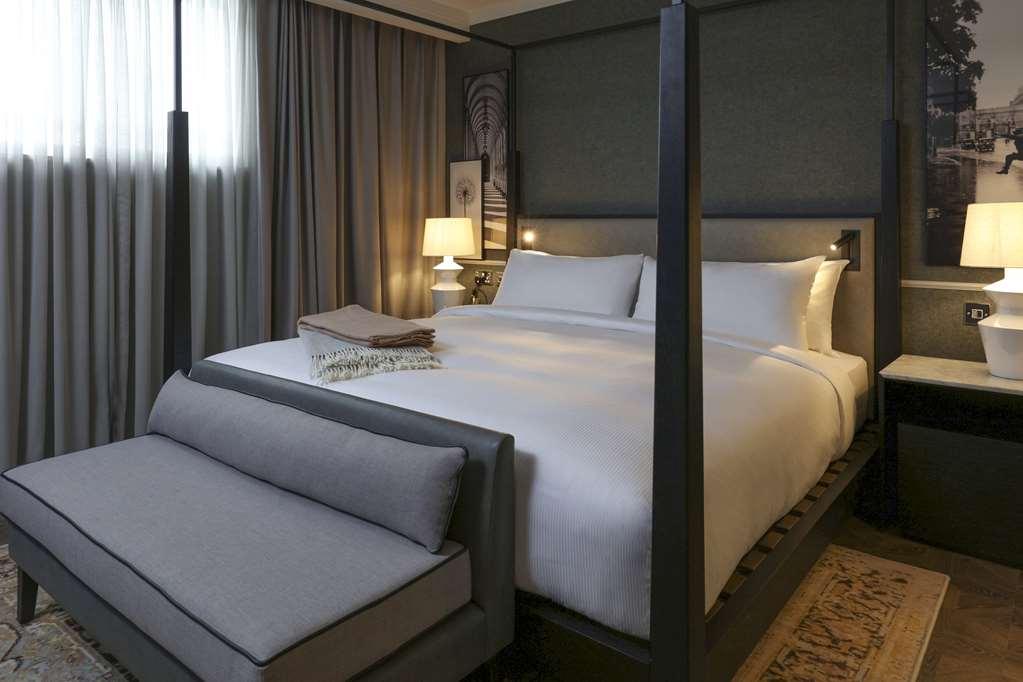 The Queens Hotel Leeds (West Yorkshire)