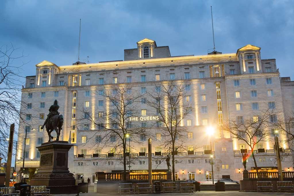 The Queens 4* Leeds (West Yorkshire)