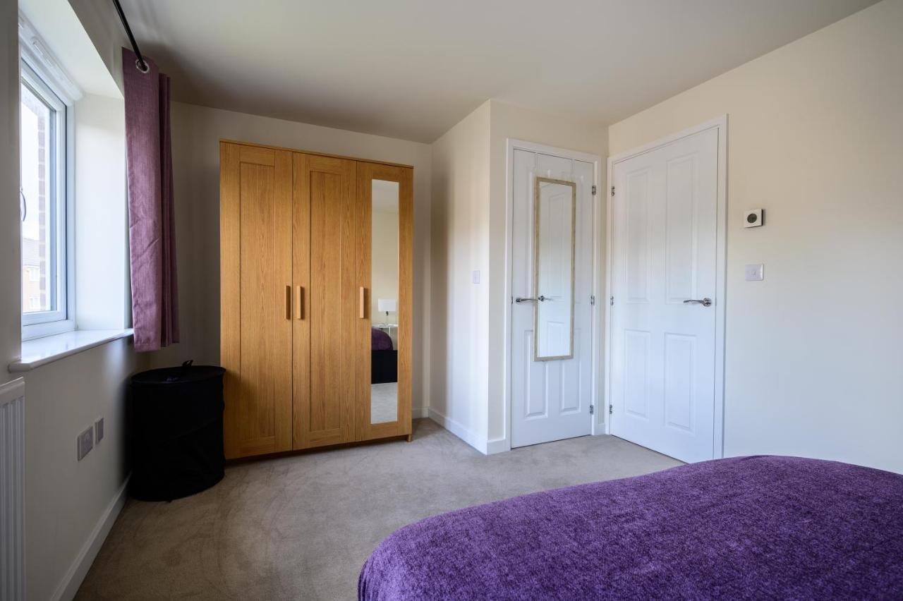 Wykebeck Mount By Our Short Stunning New Build With Plenty Of Free Parking And Fast Wifi