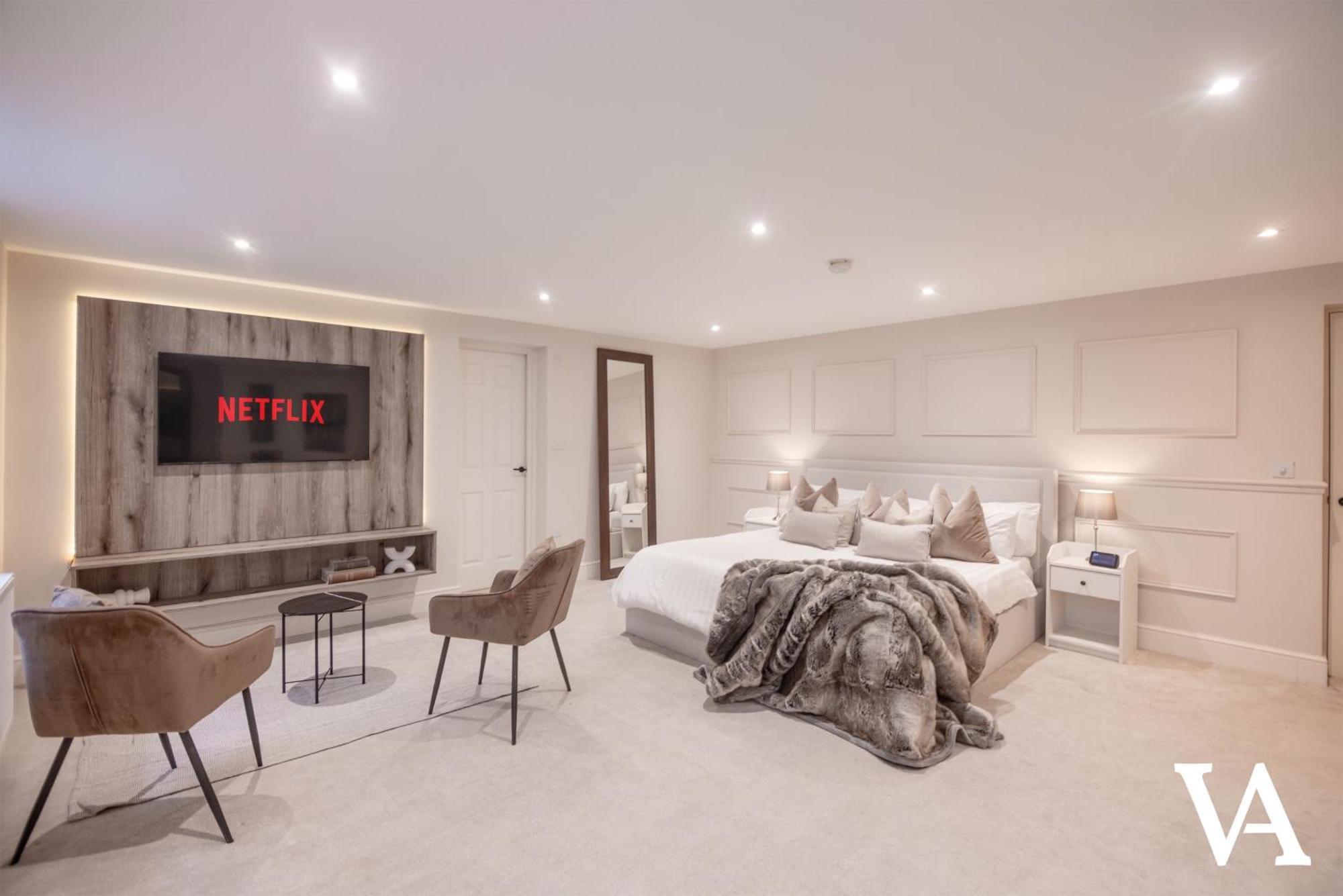Velvet - 10 Park Square East Apartment *