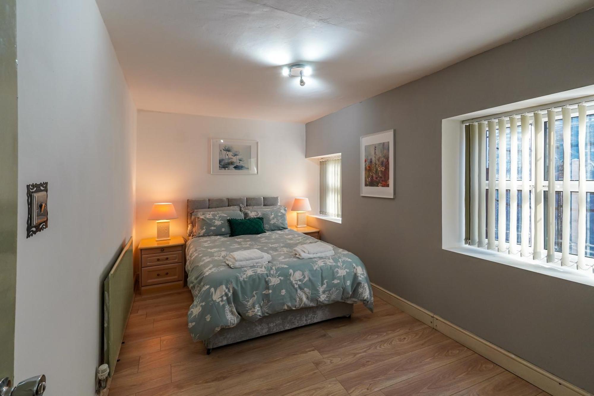 Apartment Headingley 2 Bedroom Flat Near Universities Shops& Park Leeds (West Yorkshire)