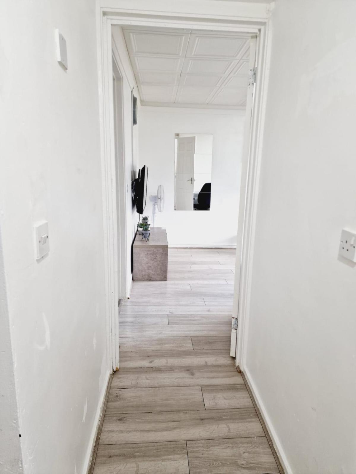 Apartment 2 Bedroom Cozy Chambers With Free Parking Leeds (West Yorkshire)