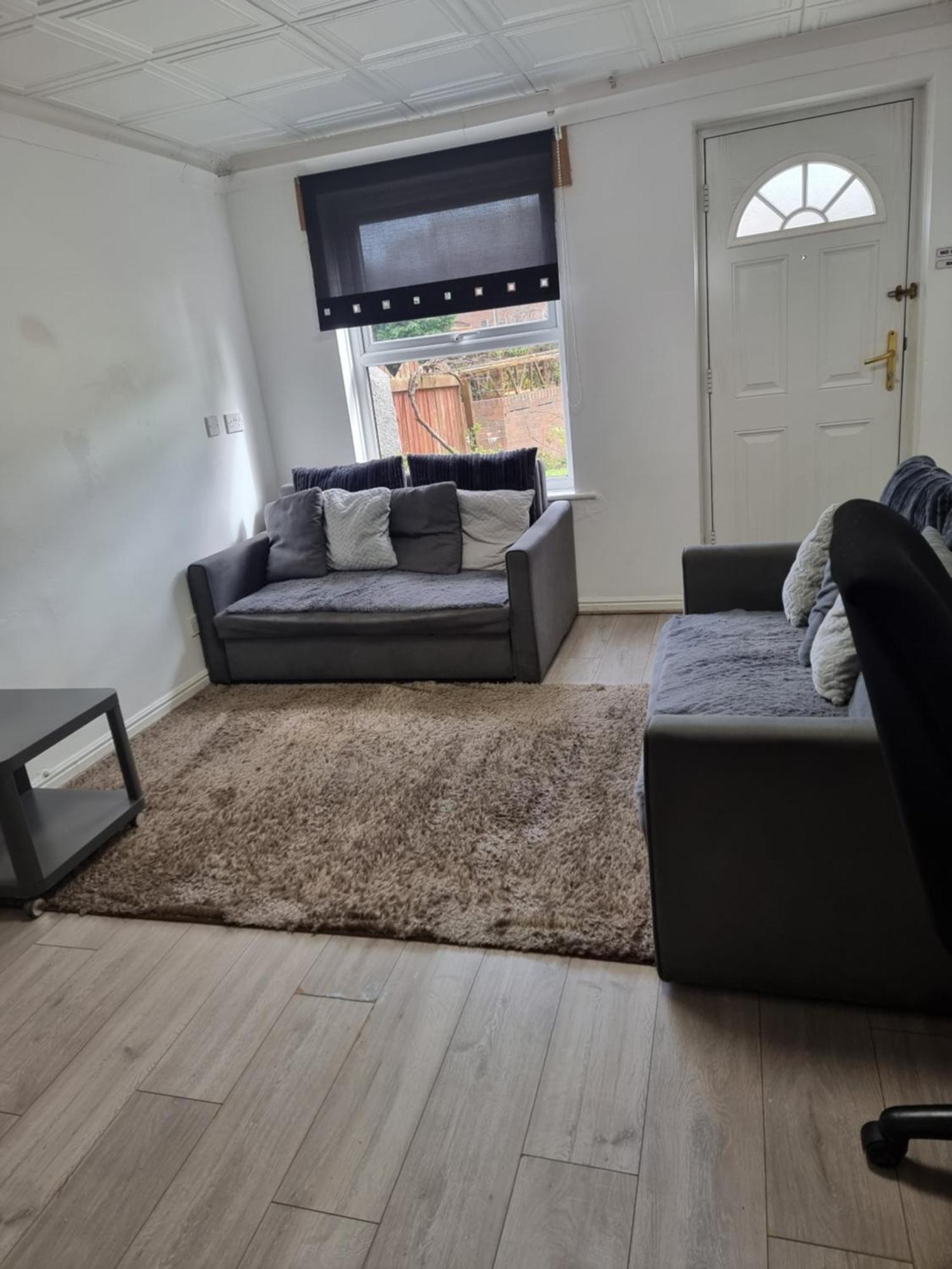 Apartment 2 Bedroom Cozy Chambers With Free Parking Leeds (West Yorkshire)