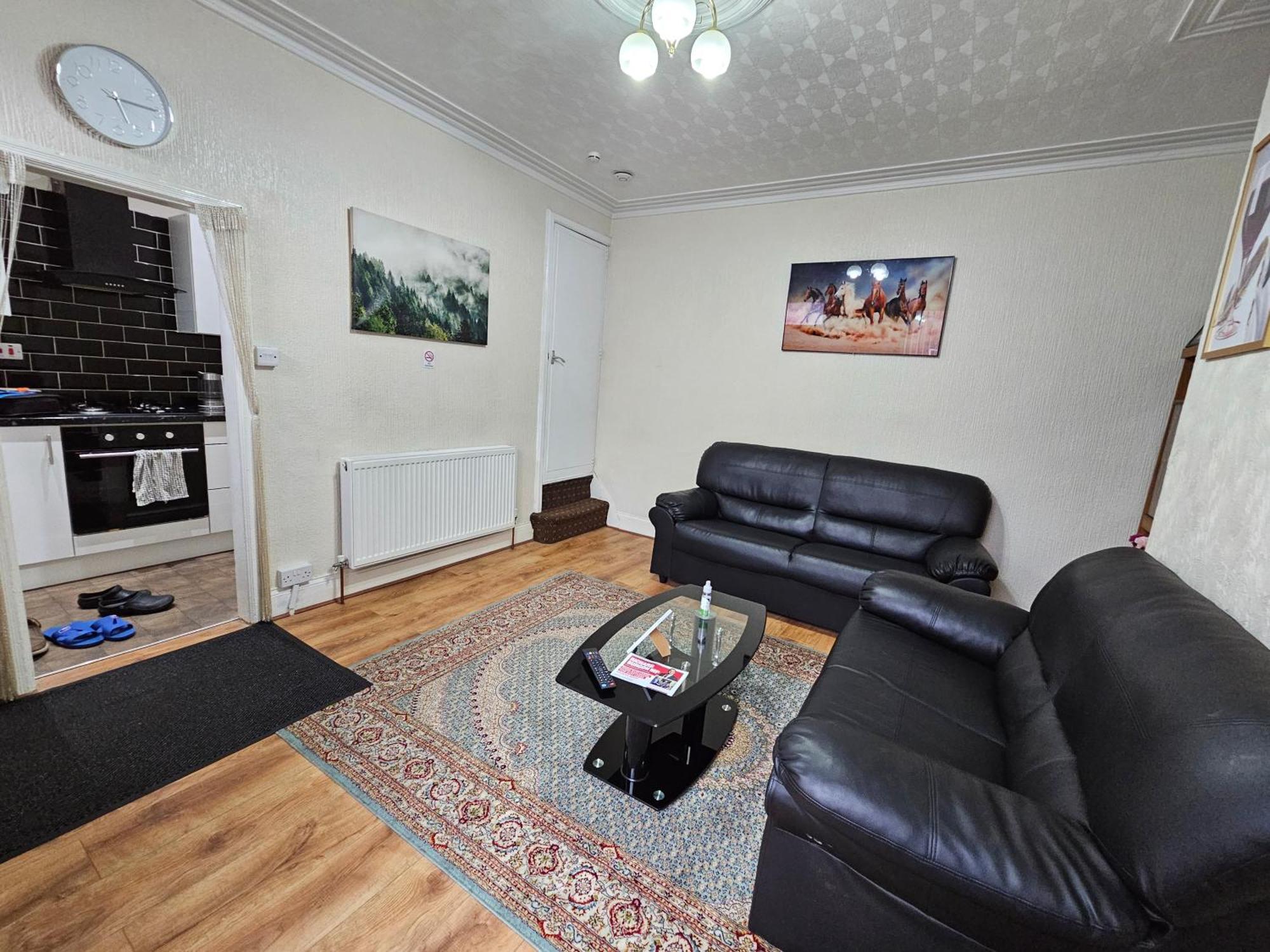 Guest house Homely Double Bed, Tv, Wi-fi And Garden Leeds (West Yorkshire)