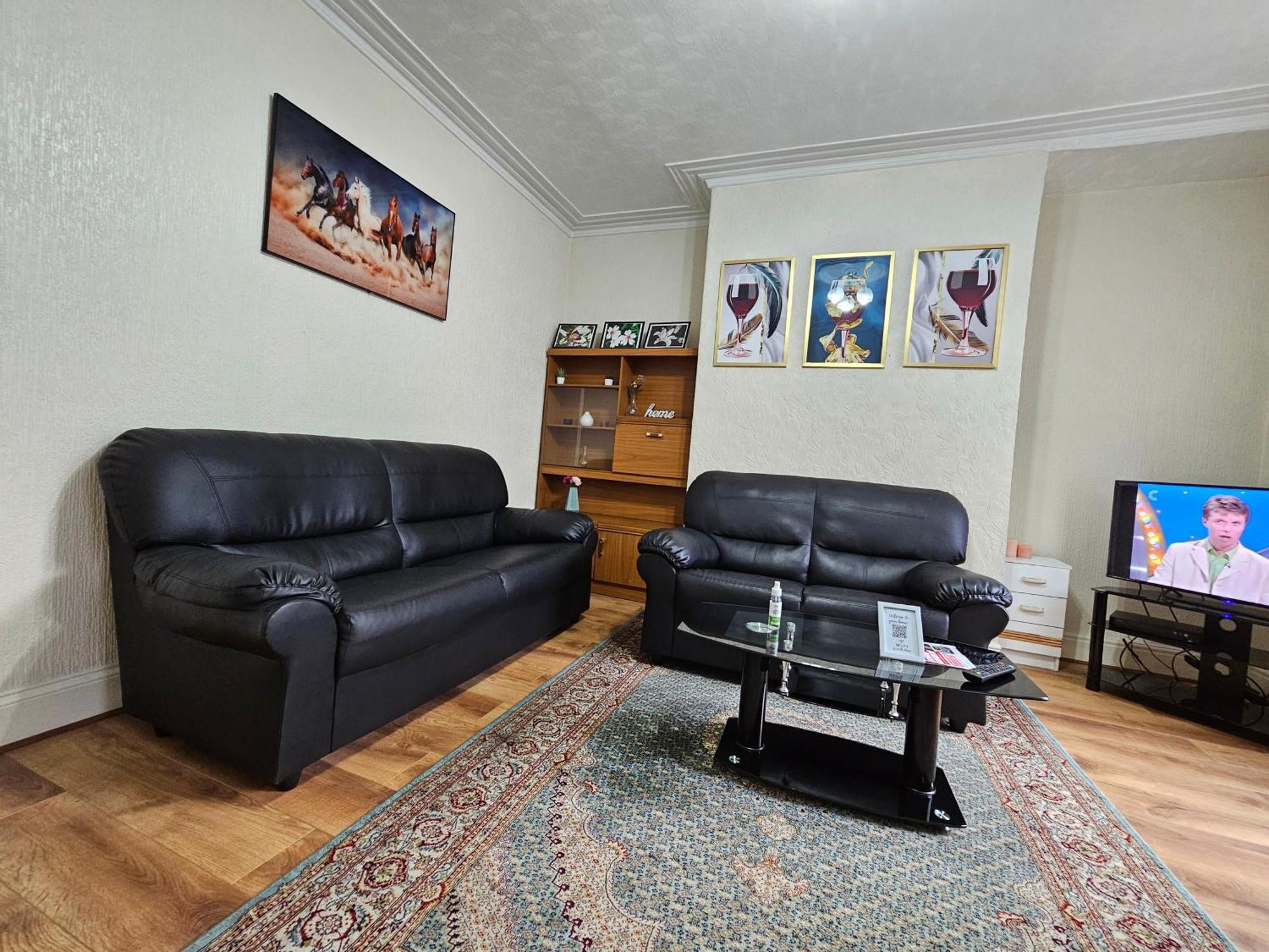 Guest house Homely Double Bed, Tv, Wi-fi And Garden Leeds (West Yorkshire)
