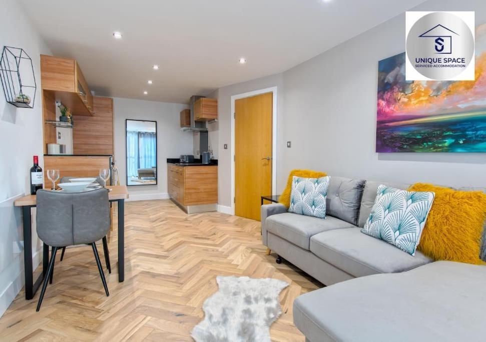✪leisure Stay✪relocation Or Business Stay✪1bed - Free Secure Parking Space Apartment Leeds (West Yorkshire)