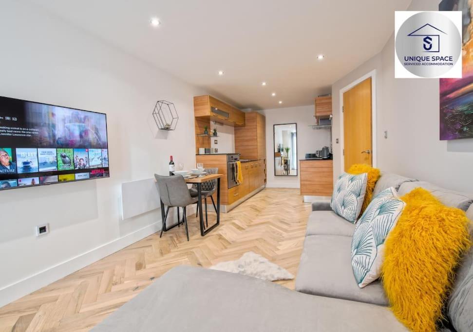 ✪leisure Stay✪relocation Or Business Stay✪1bed - Free Secure Parking Space Apartment Leeds (West Yorkshire)
