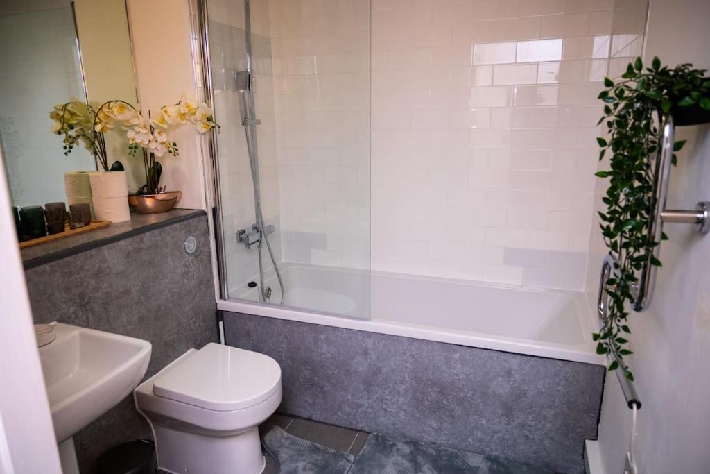 Apartment Chic 2 Bed In Leeds Centre And Netflix Leeds (West Yorkshire)