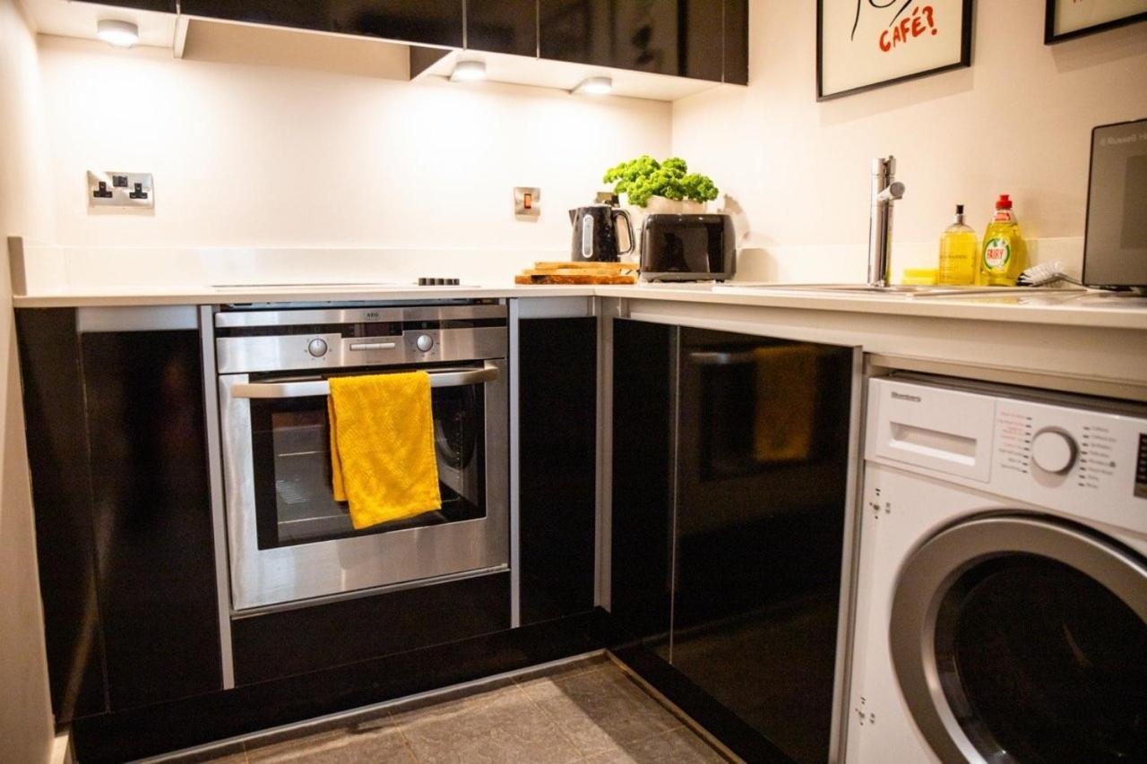 Luxury 1br In Leeds Centre Apartment *