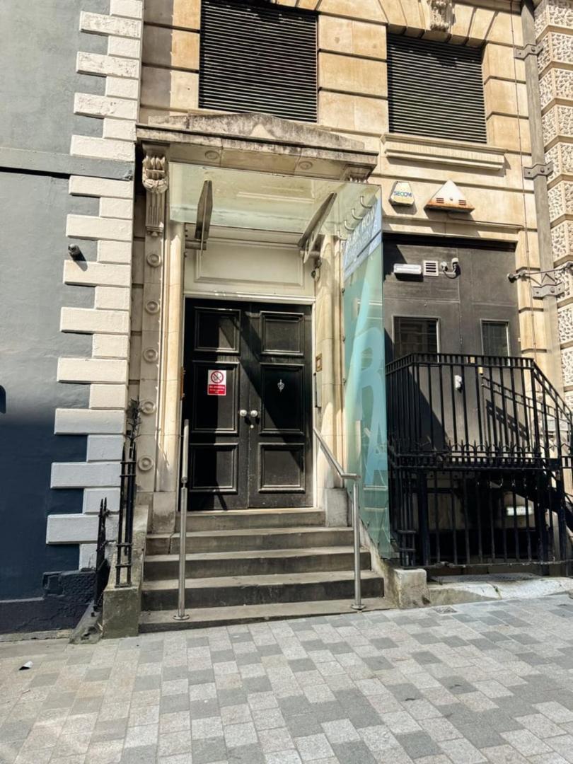 Luxury 1br In Leeds Centre