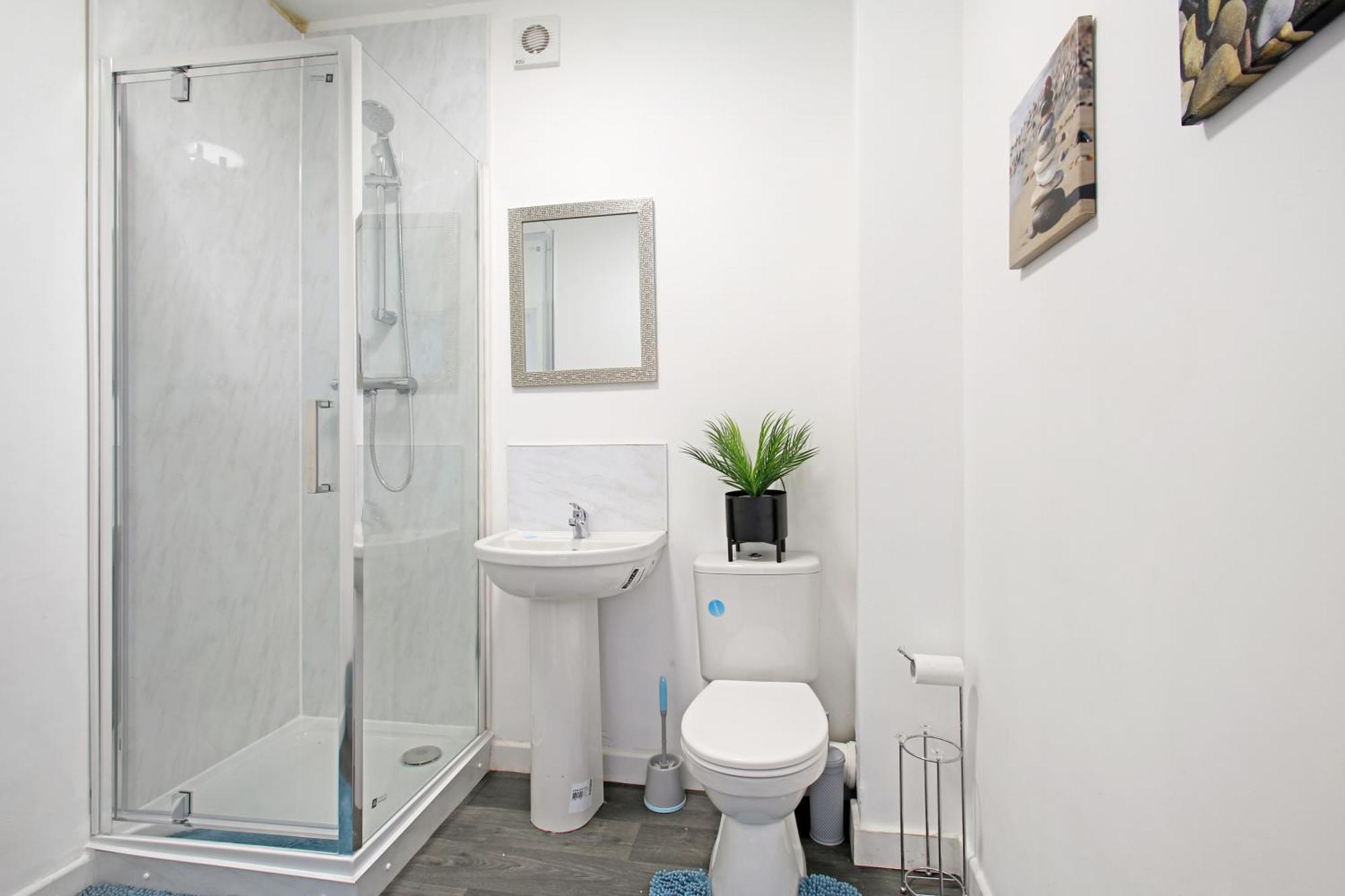 Holiday home In Woodhouse, Leeds,free 4 Car Parking,free Wifi Leeds (West Yorkshire)