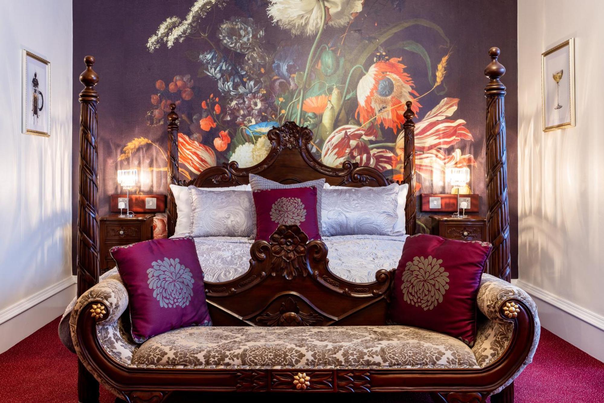 Hotel Weetwood Hall Estate 4*