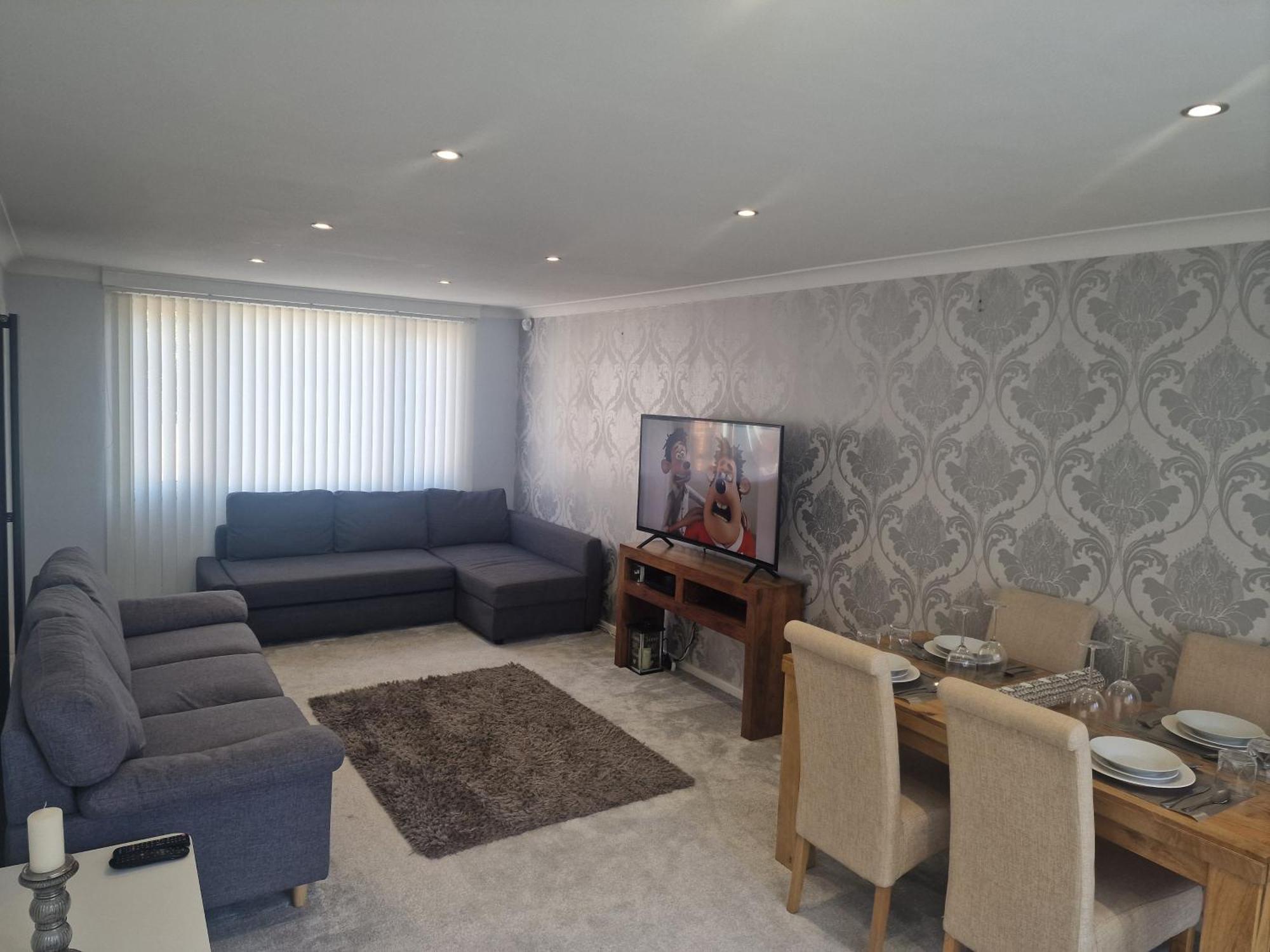 Apartment Stylish & Modern 2 Bed House With Free Parking Leeds Leeds (West Yorkshire)