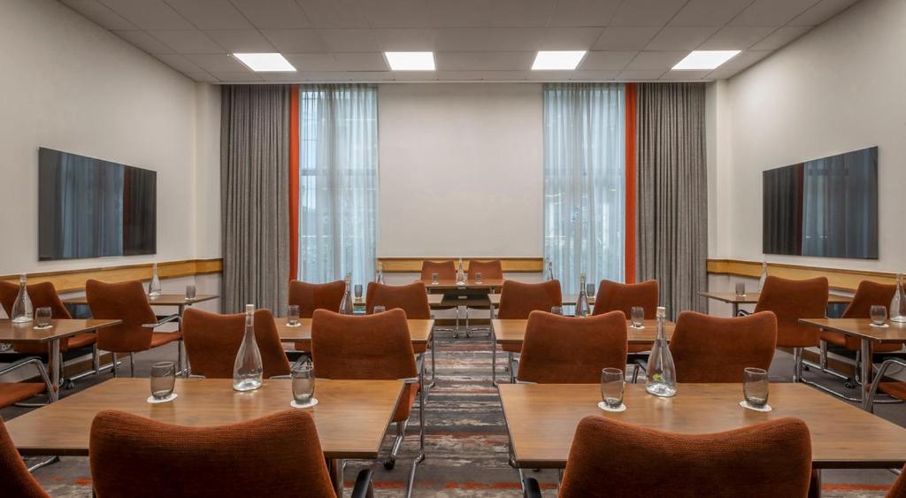 Clayton Hotel, Leeds Hotel