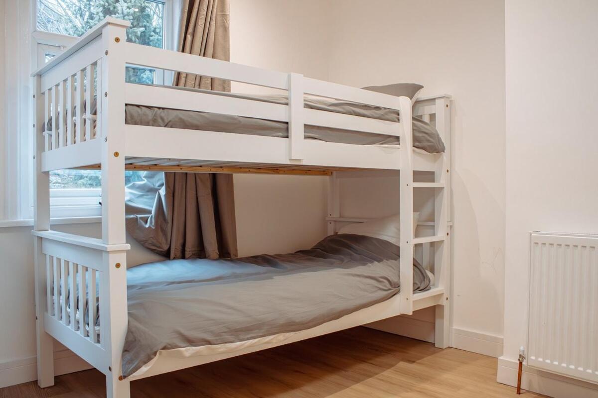 Spacious 13-bed In The Heart Of Headingley