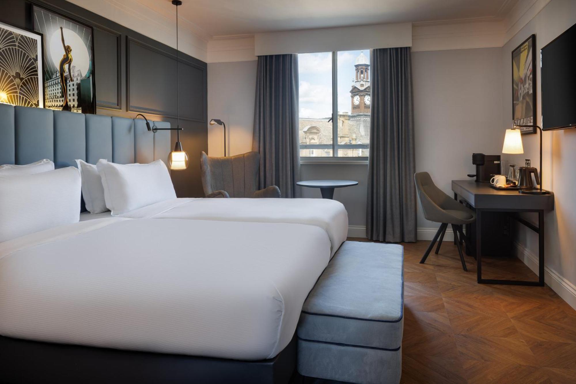 The Queens Hotel